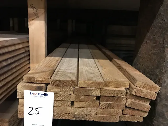 Vuren thermisch behandeld (30x) - afbeelding 2 van  2