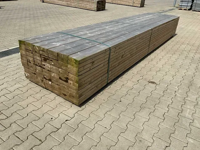 Vuren timmerhout 45x145x4800mm (84x) - afbeelding 6 van  6