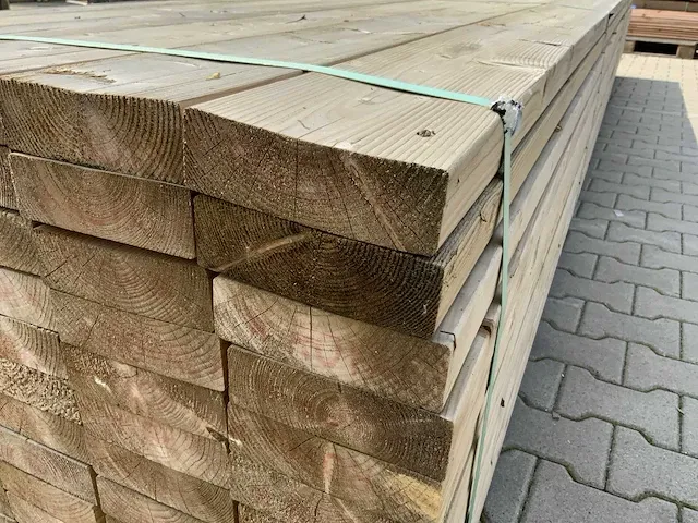 Vuren timmerhout 45x145x4800mm (84x) - afbeelding 5 van  6