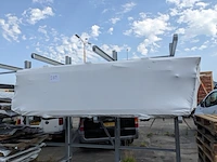 Vuren topvision bonte specht, 300 x 250 en luifel 400 cm, wanden antraciet en basis wit - afbeelding 2 van  2
