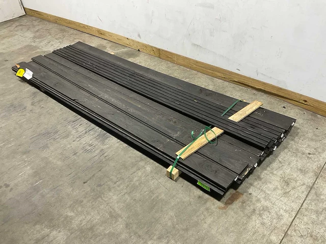 Vuren triple rhombus plank zwart geïmpregneerd 300x12,5x1,8 cm (18x) - afbeelding 1 van  6
