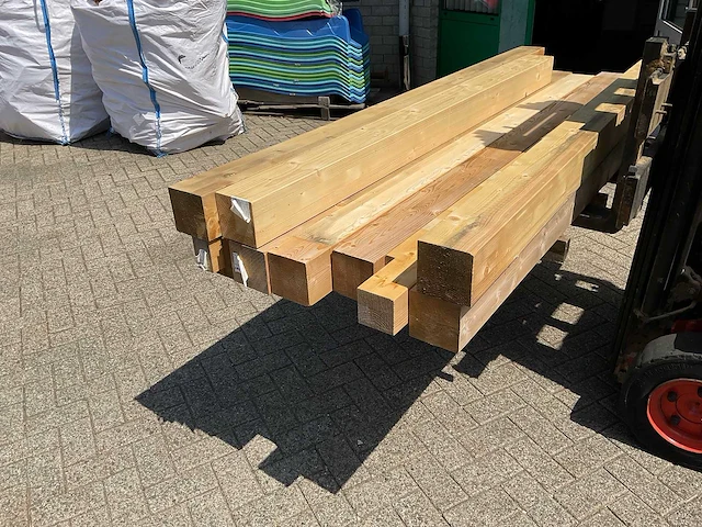 Vuren tuinpalen 12x12 cm diverse lengtes (9x) - afbeelding 4 van  6