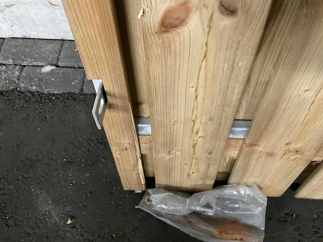 Vuren tuinpoort met metalen frame 195x100 cm - afbeelding 2 van  4