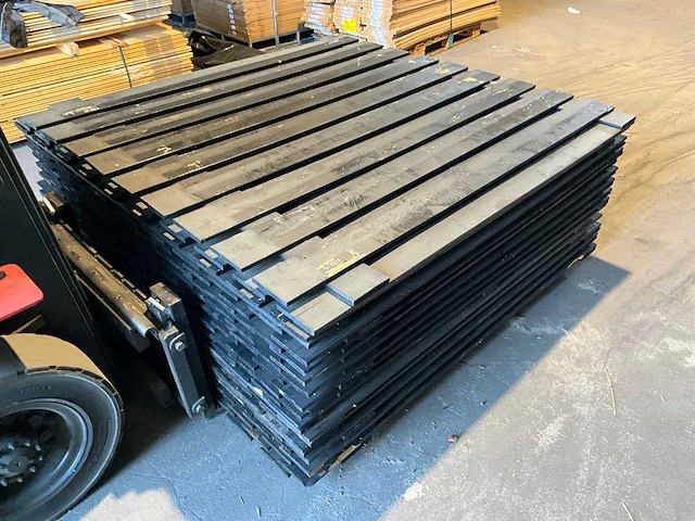 Vuren tuinscherm 19-planks zwart gedompeld 180x180 cm (14x) - afbeelding 2 van  2