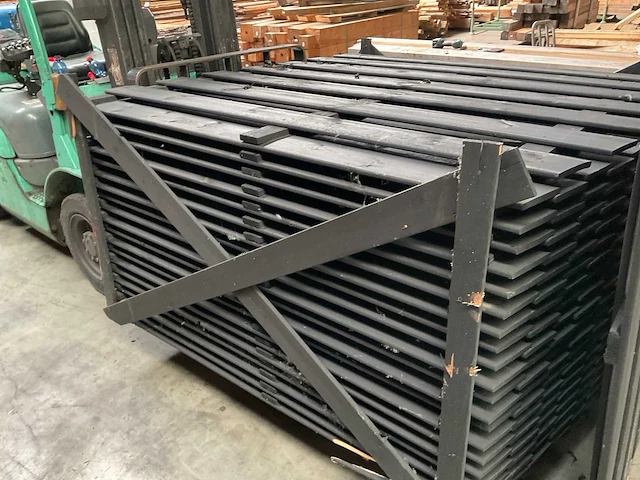 Vuren tuinscherm met toog 15-planks 180x180 cm (22x) - afbeelding 2 van  11