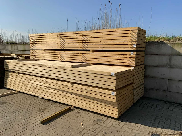 Vurenhouten balk (40x) - afbeelding 1 van  2