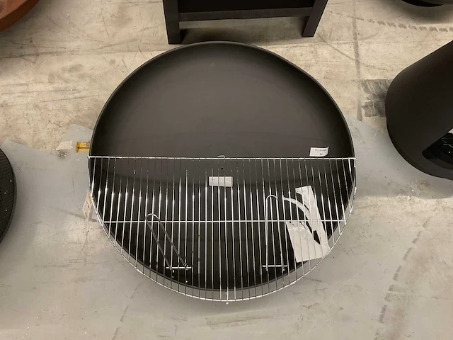 Vuurschaal met bbq rooster - afbeelding 3 van  4
