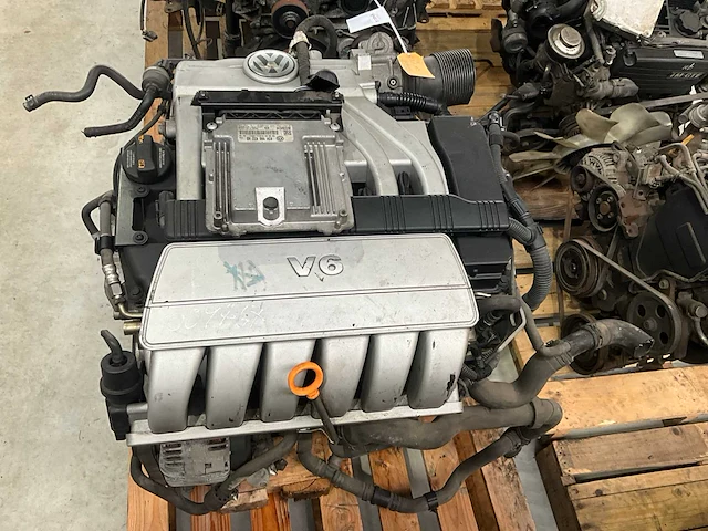 Vw 3.2l axz motor - afbeelding 6 van  7