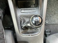 Vw golf - personenauto (schade) - afbeelding 3 van  13
