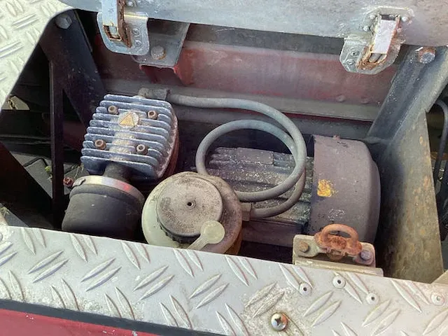 Vw lt35 be tractor unit - afbeelding 8 van  17