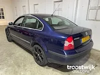 Vw passat 1.8 turbo trendline, 21-ht-zf - afbeelding 3 van  18