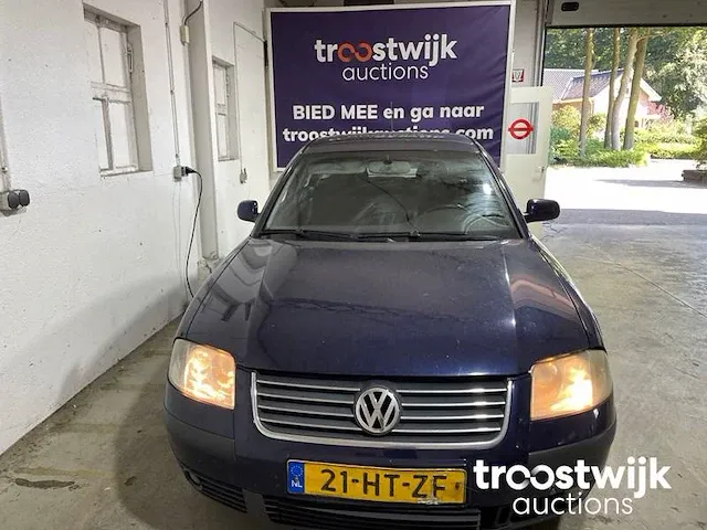 Vw passat 1.8 turbo trendline, 21-ht-zf - afbeelding 8 van  18