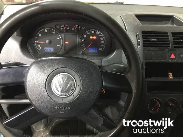 Vw polo 1.2-12v sportline, 48-rh-ph - afbeelding 9 van  15
