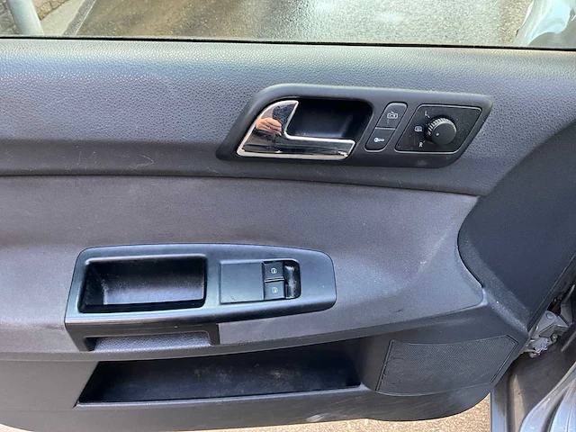 Vw polo 1.4 - personenauto - afbeelding 9 van  12