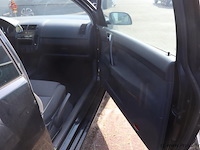 Vw polo 1.4 16v benzine | bwjr. 2002 | kenteken: 4-zrg-86 - afbeelding 2 van  17
