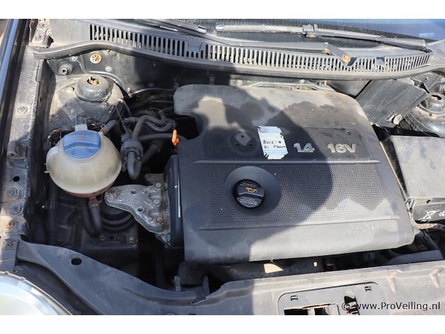 Vw polo 1.4 16v benzine | bwjr. 2002 | kenteken: 4-zrg-86 - afbeelding 7 van  17