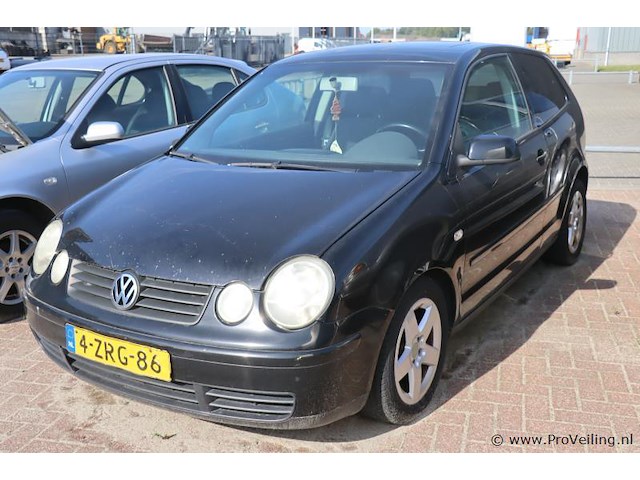 Vw polo 1.4 16v benzine | bwjr. 2002 | kenteken: 4-zrg-86 - afbeelding 1 van  17