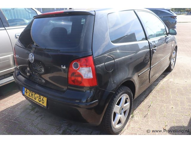 Vw polo 1.4 16v benzine | bwjr. 2002 | kenteken: 4-zrg-86 - afbeelding 13 van  17