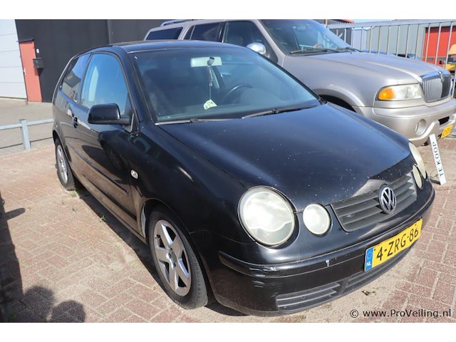 Vw polo 1.4 16v benzine | bwjr. 2002 | kenteken: 4-zrg-86 - afbeelding 14 van  17