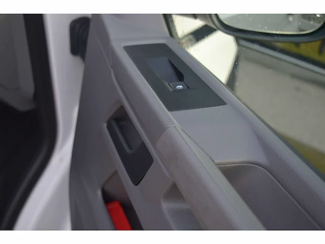 Vw t6 transporter kastenwagen - bedrijfswagen - afbeelding 13 van  28