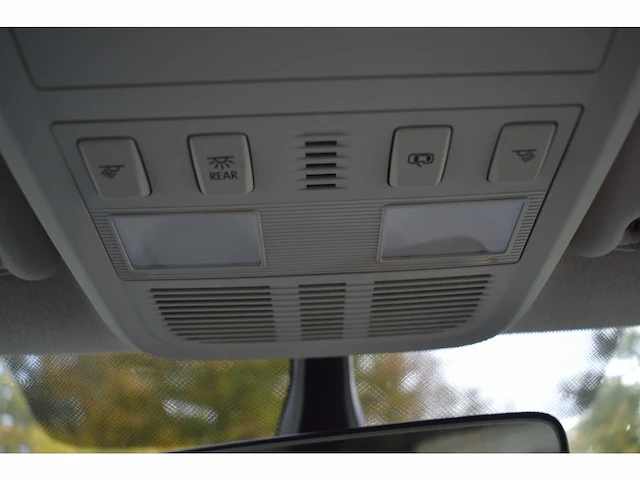 Vw t6 transporter kastenwagen - bedrijfswagen - afbeelding 18 van  28