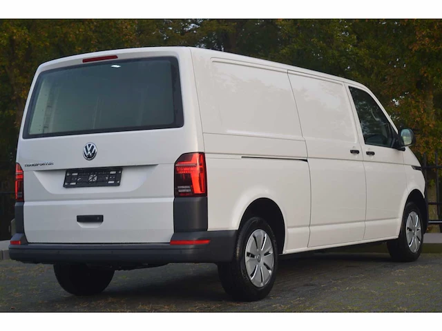 Vw t6 transporter kastenwagen - bedrijfswagen - afbeelding 23 van  28