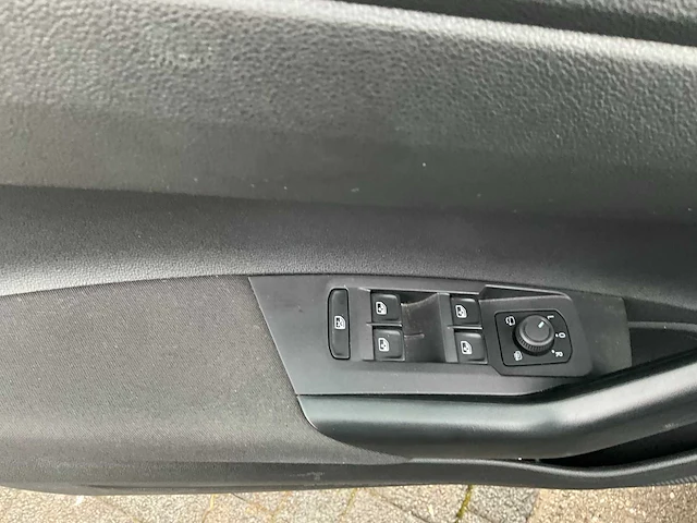 Vw taigo 1.0 tsi life edition - personenauto - afbeelding 20 van  27