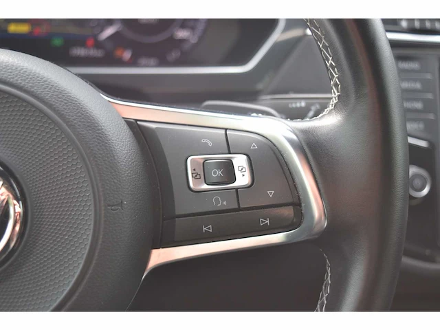 Vw tiguan highline 4-motion r-line - personenauto - afbeelding 5 van  31