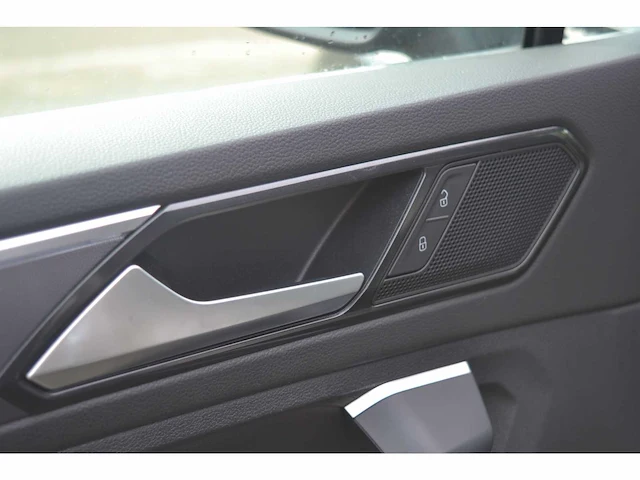 Vw tiguan highline 4-motion r-line - personenauto - afbeelding 18 van  31