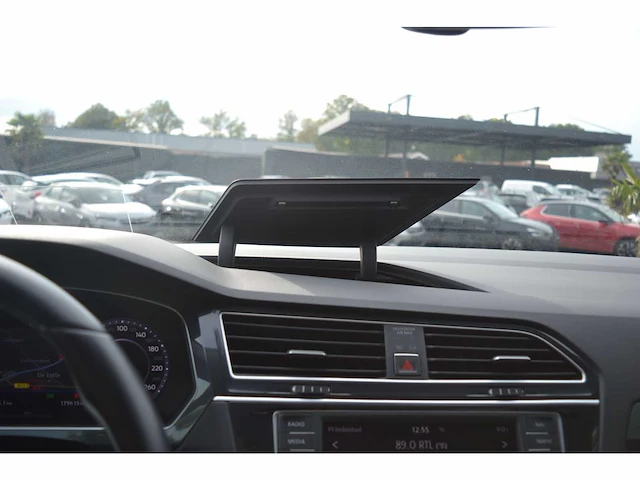 Vw tiguan highline 4-motion r-line - personenauto - afbeelding 21 van  31