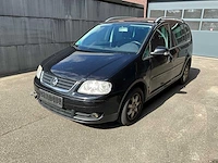 Vw touran 1.4 tsi - personenauto (schade) - afbeelding 1 van  17