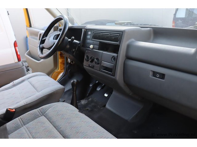 Vw transporter kampeerwagen 2.4 l diesel| 57kw suncro | bwjr. 1996 | kenteken 2-sfk-11 - afbeelding 5 van  27