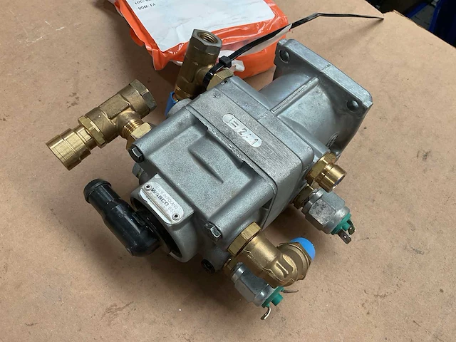 Wabco dual brake valve - afbeelding 4 van  5