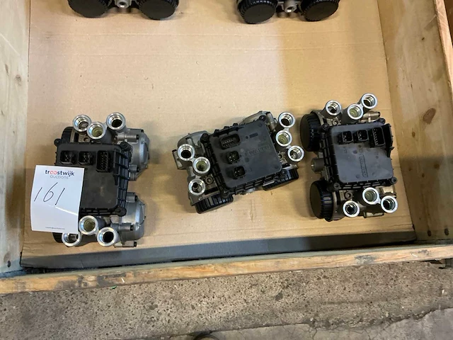 Wabco modulator (3x) - afbeelding 1 van  4