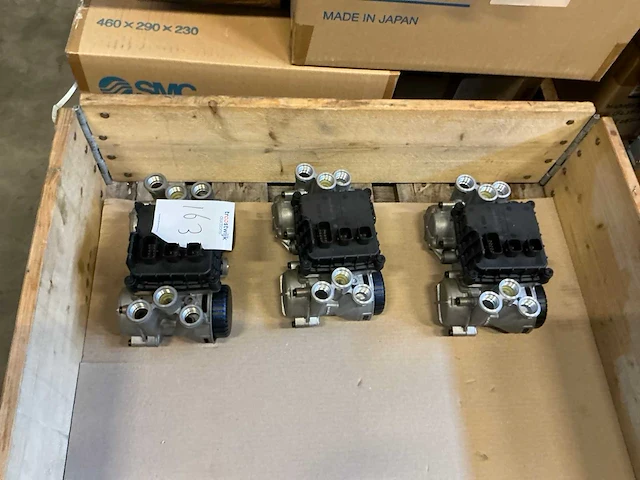 Wabco modulator (3x) - afbeelding 1 van  8