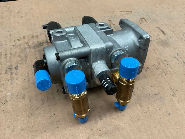 Wabco regelklep aanhangwagen - afbeelding 3 van  6