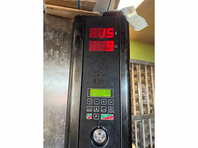 Wachtel compact 1.8f rotatie bakkerij oven inclusief rvs afzuigkap - afbeelding 4 van  11