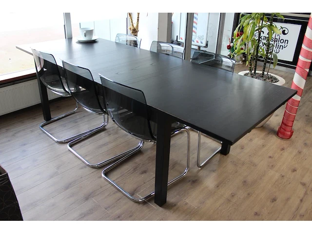 Wachttafel met 6 kuipstoelen ikea afm. 260 / 175 x 95 x 74 cm. - afbeelding 3 van  4