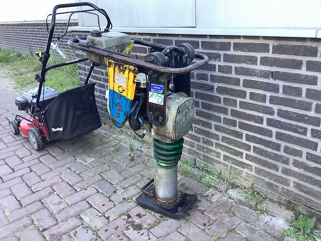 Wacker bs52y trilstamper - afbeelding 1 van  6