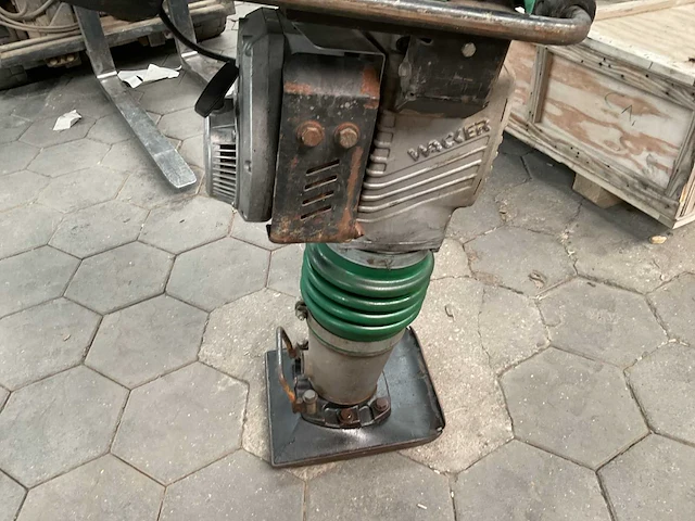 Wacker bs600 trilstamper - afbeelding 6 van  8