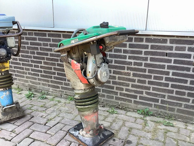 Wacker bs600 trilstamper - afbeelding 1 van  5