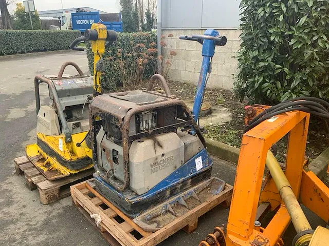 Wacker dpu 6055 trilplaat - afbeelding 1 van  5