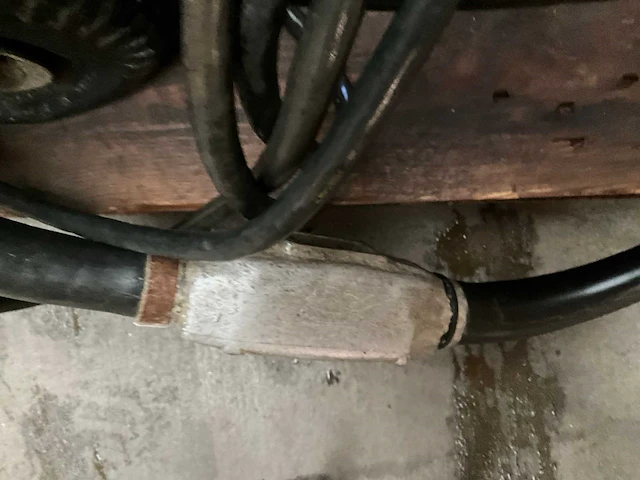 Wacker fu 57/200 mobiele omvormer met trilnaald - afbeelding 5 van  6