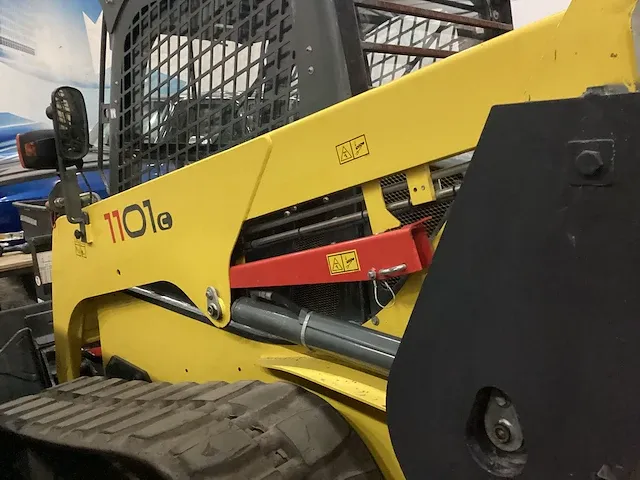 Wacker neusen kompaklader - afbeelding 10 van  16