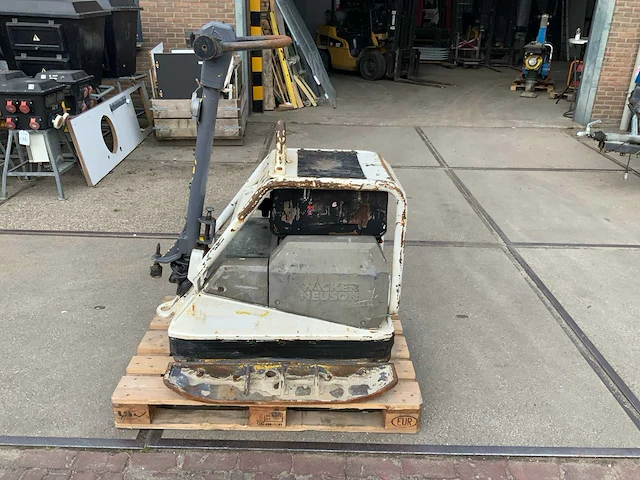 Wacker neuson dpu6055 trilplaat - afbeelding 1 van  6