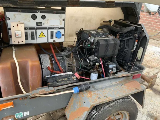 Wacker-neuson ltn6 lichtmastaggregaataanhangwagen - afbeelding 14 van  14