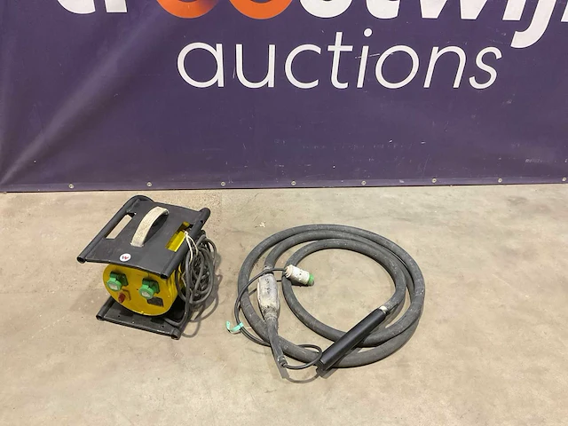 Wacker neuson/laier fue 2/042/200w trilnaald met omvormer - afbeelding 1 van  5