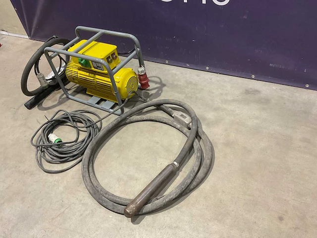 Wacker neuson/laier fue 4/200sw trilnaald met omvormer - afbeelding 2 van  4