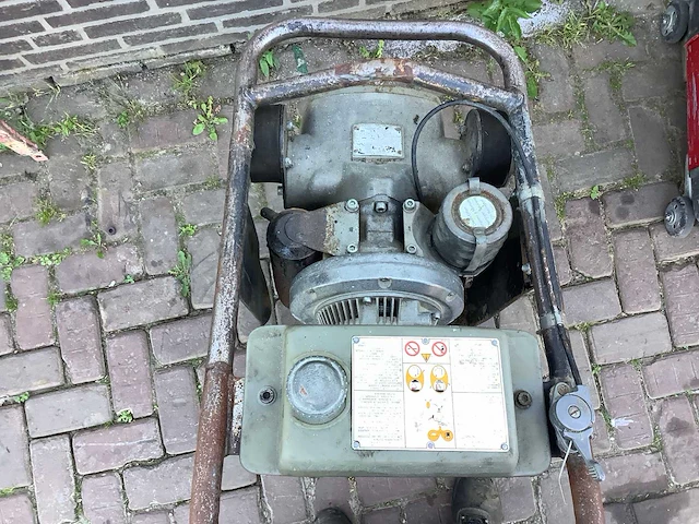 Wacker trilstamper - afbeelding 4 van  5