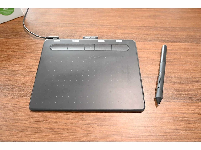 Wacom - intuos - overige kantoorinventaris - afbeelding 1 van  3